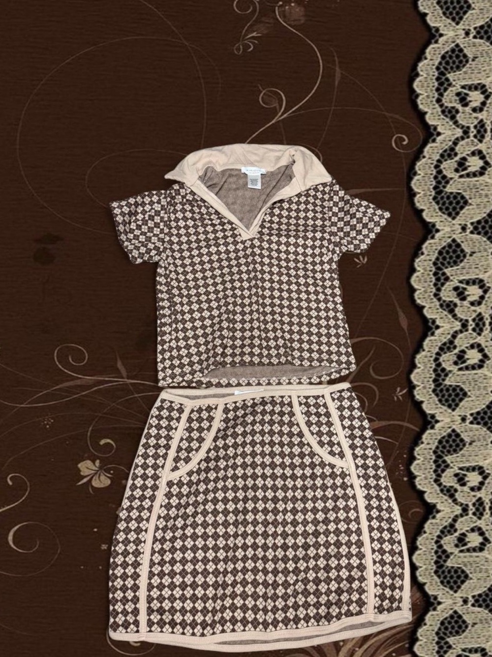 Super cute Plaid Fall crop top and skirt set !!